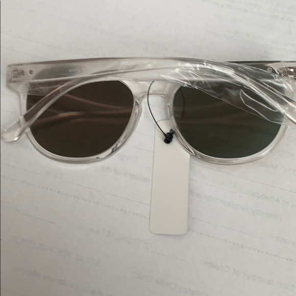 Sunglasses(Unisex) - Picture 2 of 3
